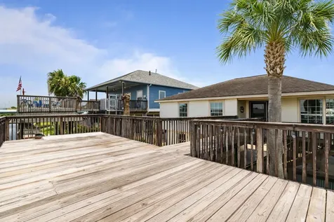 436 Pompano Street Bayou Vista TX 77563