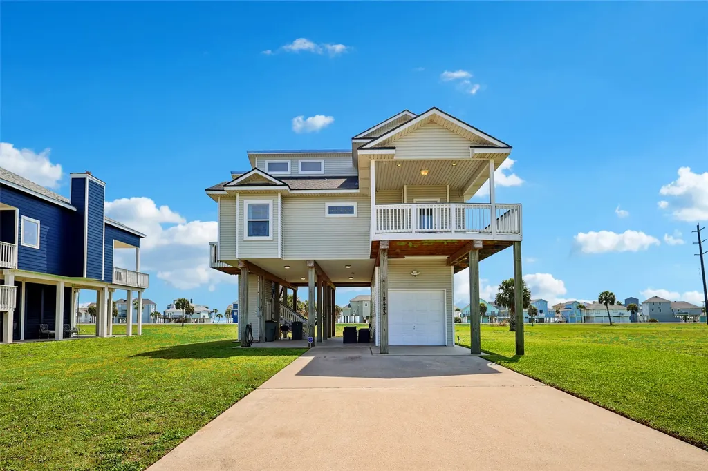 18423 Shaman Drive Galveston TX 77554