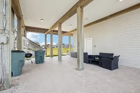 18423 Shaman Drive Galveston TX 77554
