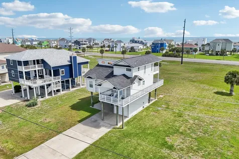 18423 Shaman Drive Galveston TX 77554