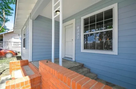 4337 Harby Street Houston TX 77023