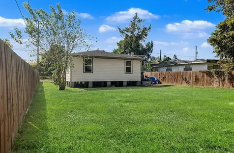 4421 Caplin Street Houston TX 77026