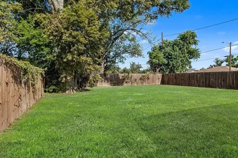 4421 Caplin Street Houston TX 77026