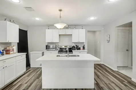 4421 Caplin Street Houston TX 77026
