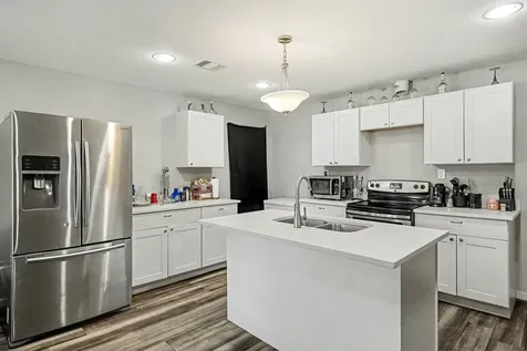 4421 Caplin Street Houston TX 77026