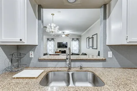 17421 Red Oak Drive 7421 Houston TX 77090