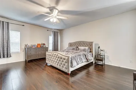 17421 Red Oak Drive 7421 Houston TX 77090