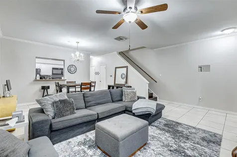 17421 Red Oak Drive 7421 Houston TX 77090