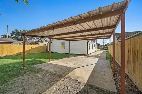 6305 Gay Street Houston TX 77022