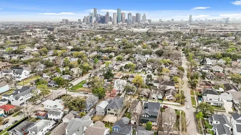 715 Merrill Street Houston TX 77009