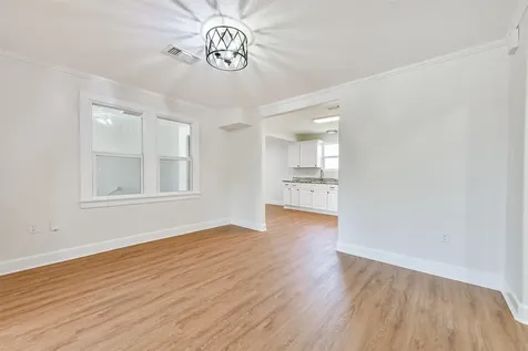 1014 49th Street Galveston TX 77551