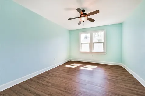 1014 49th Street Galveston TX 77551