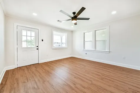 1014 49th Street Galveston TX 77551
