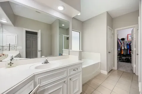 3803 Autumn Wood Montgomery TX 77356