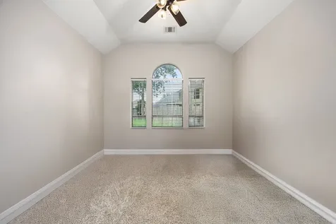3803 Autumn Wood Montgomery TX 77356
