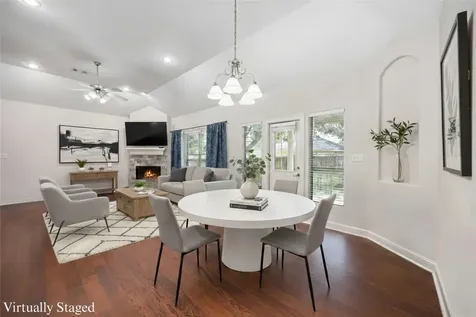 3803 Autumn Wood Montgomery TX 77356