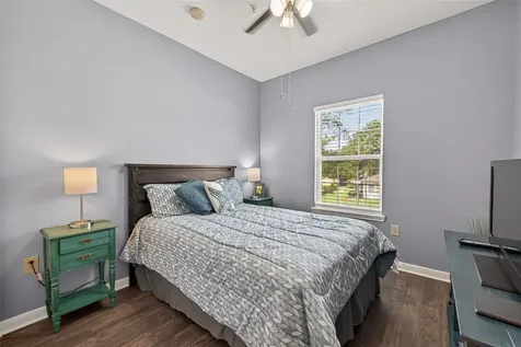 929 Rockmead 2304 Kingwood TX 77339