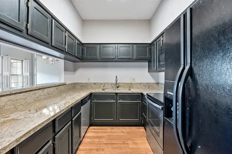 3122 Camelot Drive 33 Bryan TX 77802