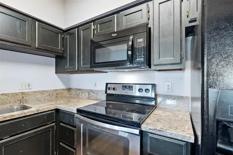 3122 Camelot Drive 33 Bryan TX 77802