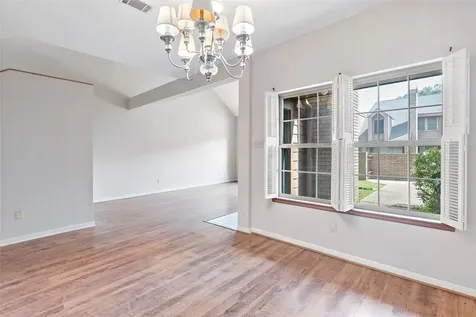 3122 Camelot Drive 33 Bryan TX 77802