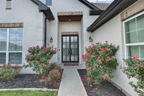 111 Fosters Branch Drive Schulenburg TX 78956