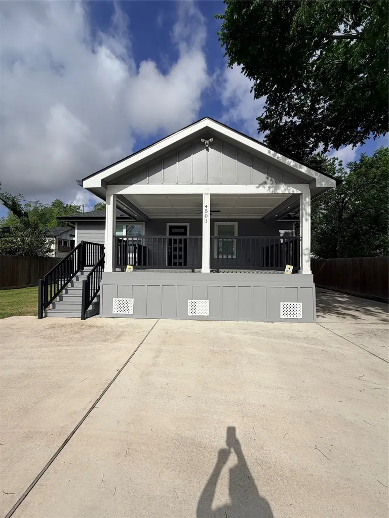 4501 Hirsch Road Houston TX 77026
