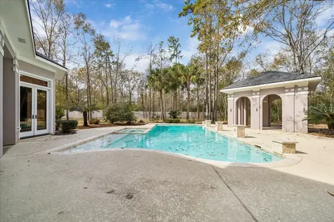 31 Enchanted Woods Drive Kingwood TX 77339