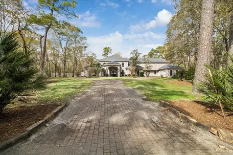 31 Enchanted Woods Drive Kingwood TX 77339