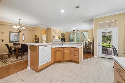 1619 S Lago Vista Drive Pearland TX 77581