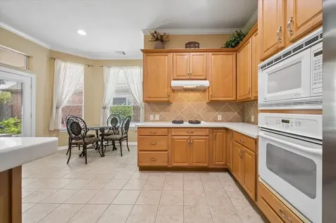 1619 S Lago Vista Drive Pearland TX 77581