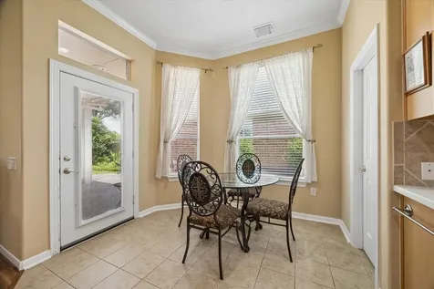 1619 S Lago Vista Drive Pearland TX 77581