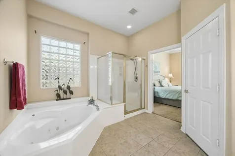 1619 S Lago Vista Drive Pearland TX 77581