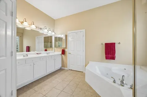 1619 S Lago Vista Drive Pearland TX 77581