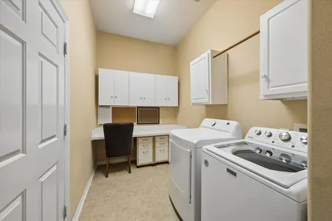 1619 S Lago Vista Drive Pearland TX 77581