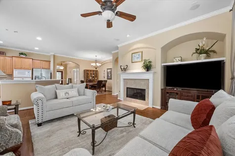 1619 S Lago Vista Drive Pearland TX 77581