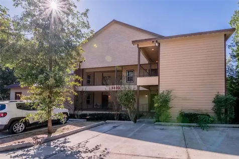 1239 20th Street A Huntsville TX 77340
