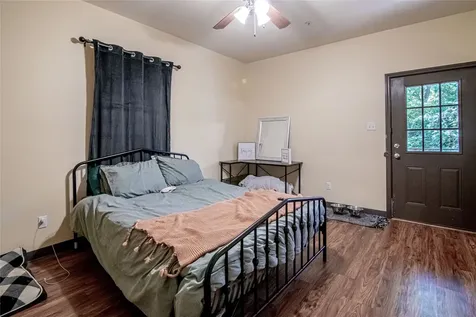 1239 20th Street A Huntsville TX 77340