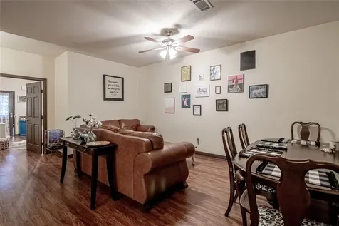 1239 20th Street A Huntsville TX 77340