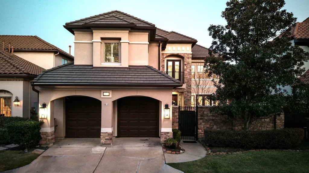 2819 Stuart Manor Houston TX 77082