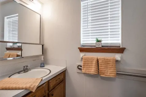 620 Bowie Street Liberty TX 77575