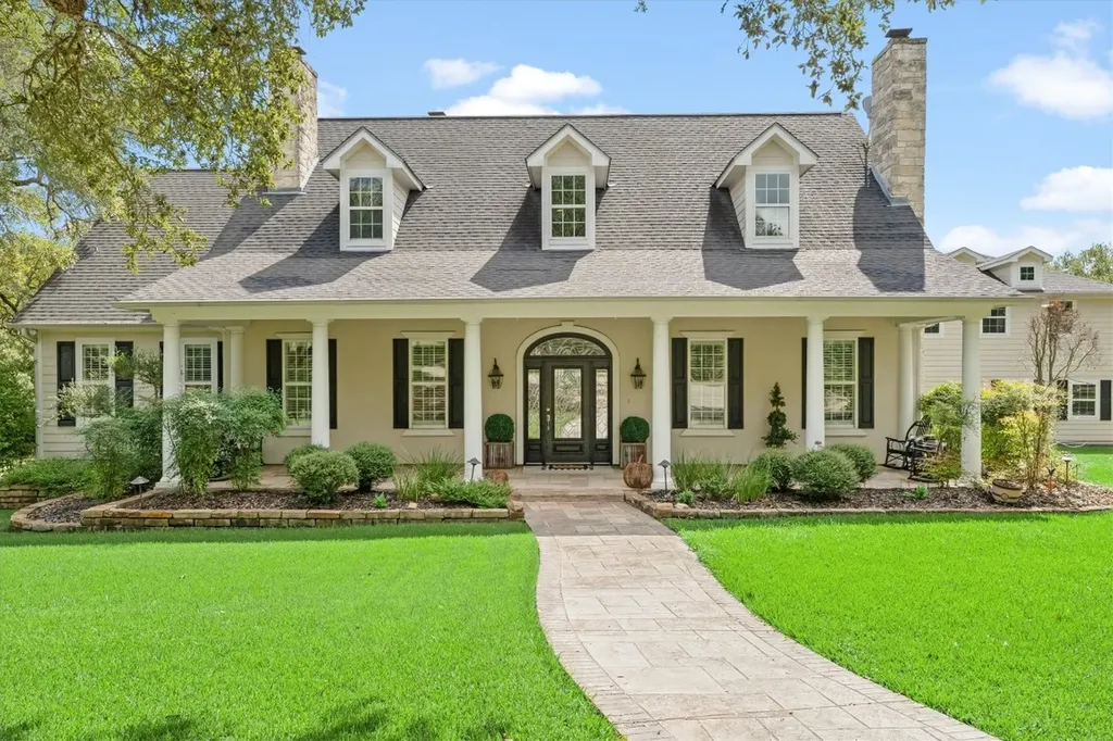 1016 High Hill Creek Road La Grange TX 78945