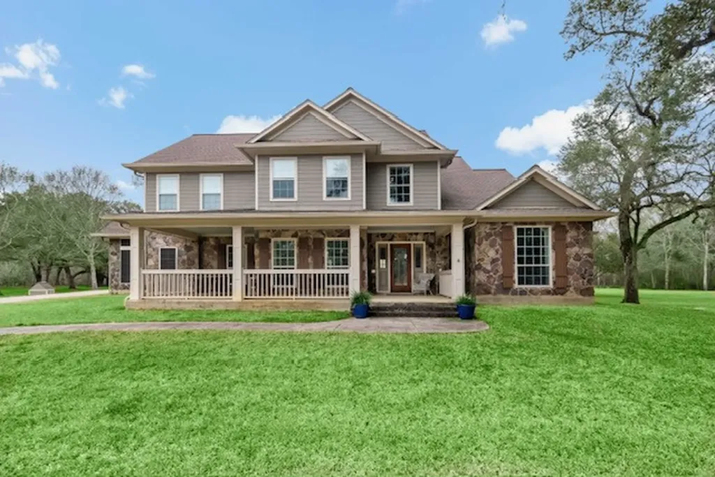 9500 Live Oak Court Manvel TX 77578