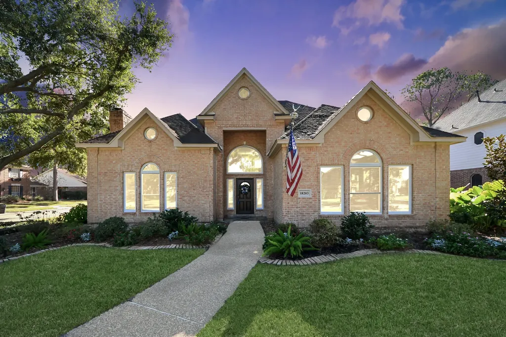 18203 Knotty Green Drive Houston TX 77084