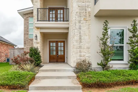 7722 Pond Circle Beaumont TX 77707