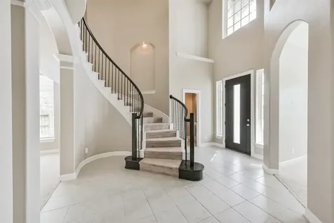 13915 Foyt Drive Mont Belvieu TX 77523