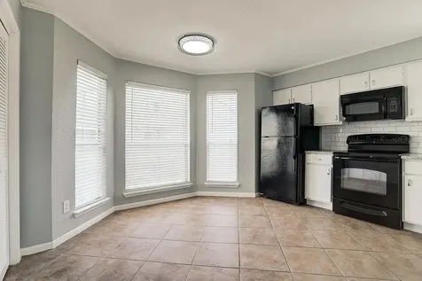 18617 Egret Bay Boulevard 1001 Webster TX 77058