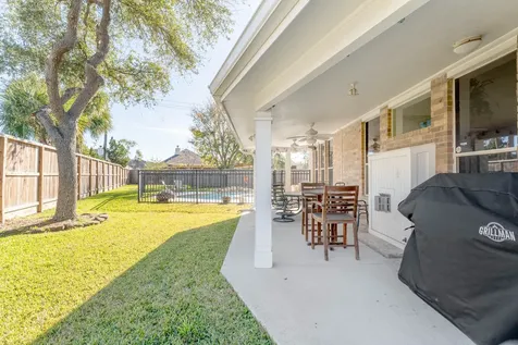 1205 Cambridge Court Seabrook TX 77586
