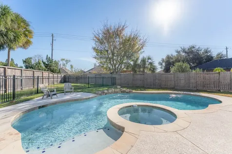 1205 Cambridge Court Seabrook TX 77586