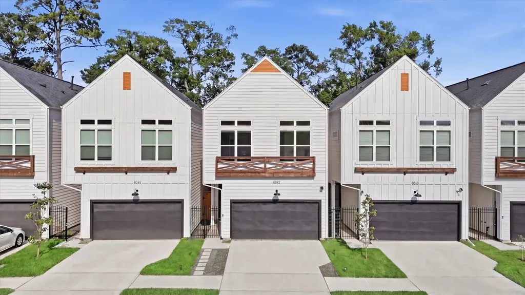 6042 Cebra Street Houston TX 77091