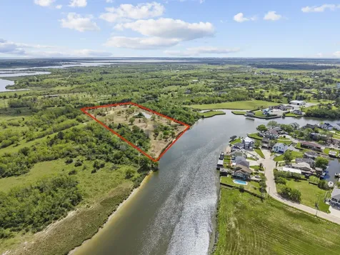 4700 Starboard Lane Dickinson TX 77539